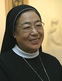 동양화가 김영자 수녀 이주노동자돕기 자선전